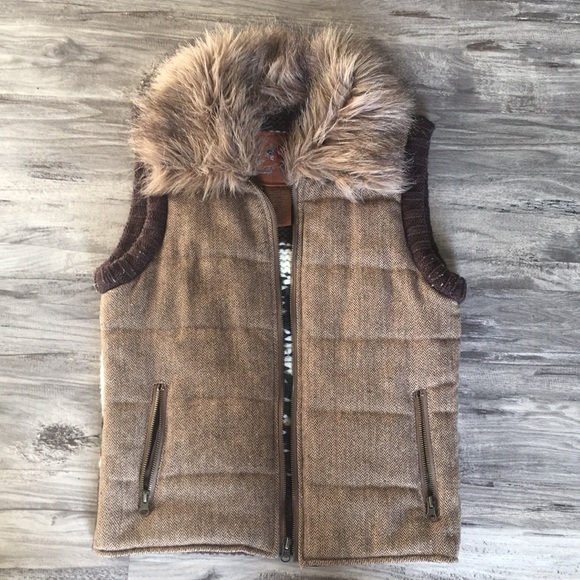 BB Dakota Jackets & Blazers - BB Dakota Vest